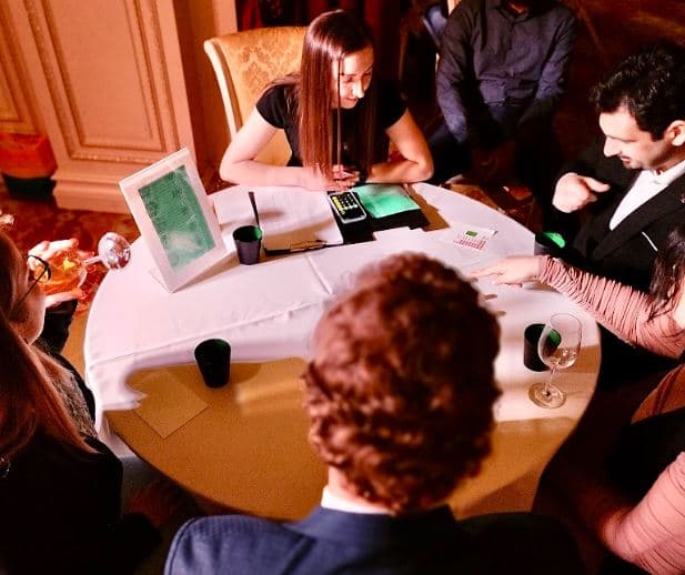 Kauliņu spēle Studio69